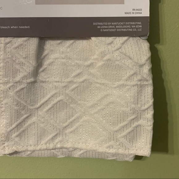 Evolution Metallic Geo 36x16” Embroidered Ivory Window Valence NWT - Picture 5 of 7